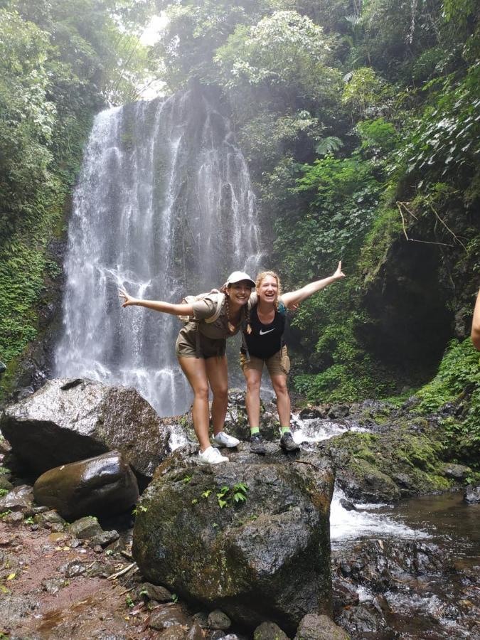 ホテル Bintang Munduk エクステリア 写真