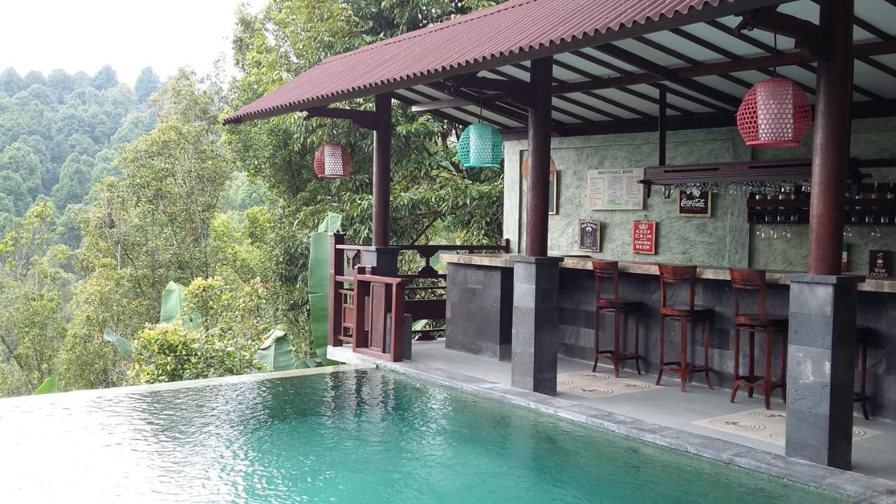 ホテル Bintang Munduk エクステリア 写真